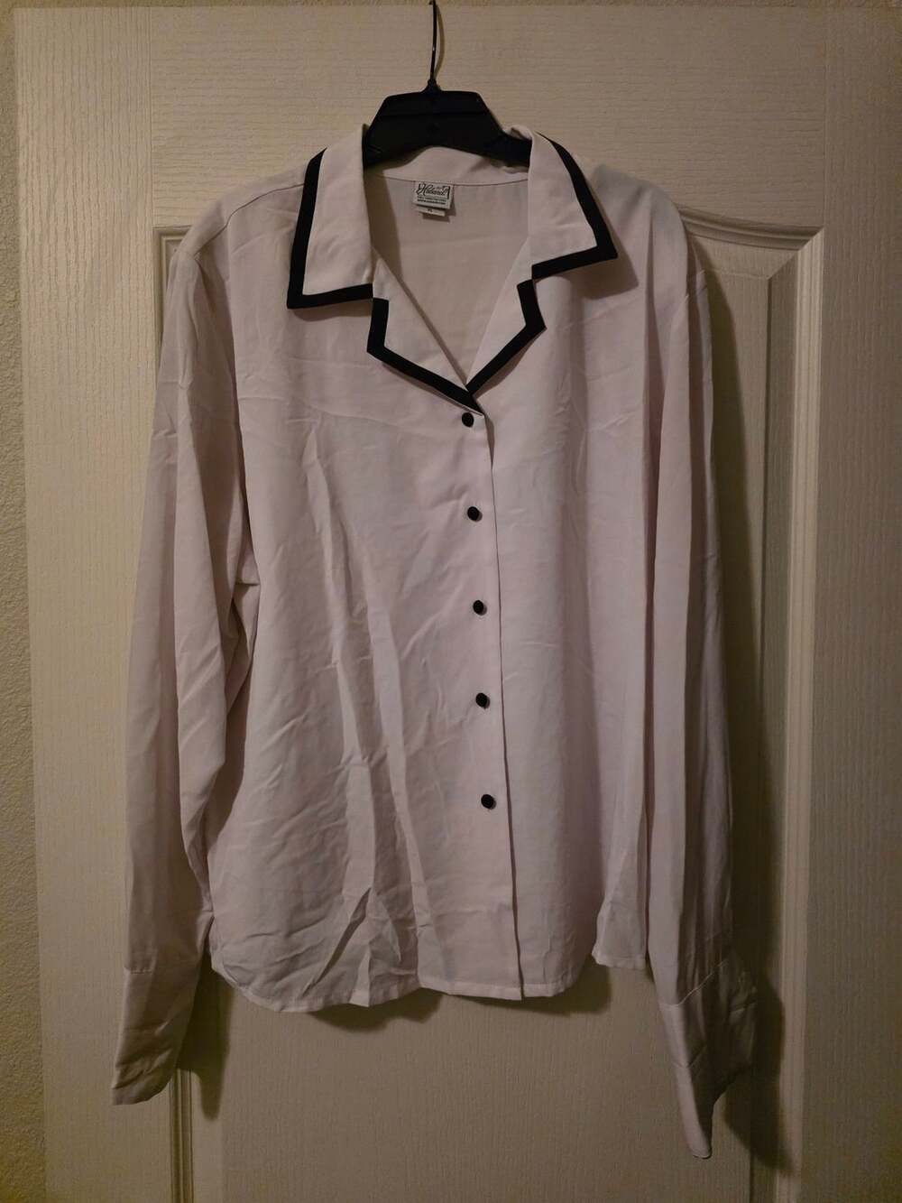 Haband Long Sleeve Blouse Size XL White Black Trim Collared Button Down